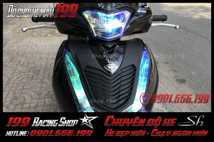 Hình minh hoạ của sản phẩm mặt nạ 2018 2019 2020 version 1 đẹp nhất lắp của xe SH Việt Nam 2018 2019 2020 150i 125i ở Sài Gòn